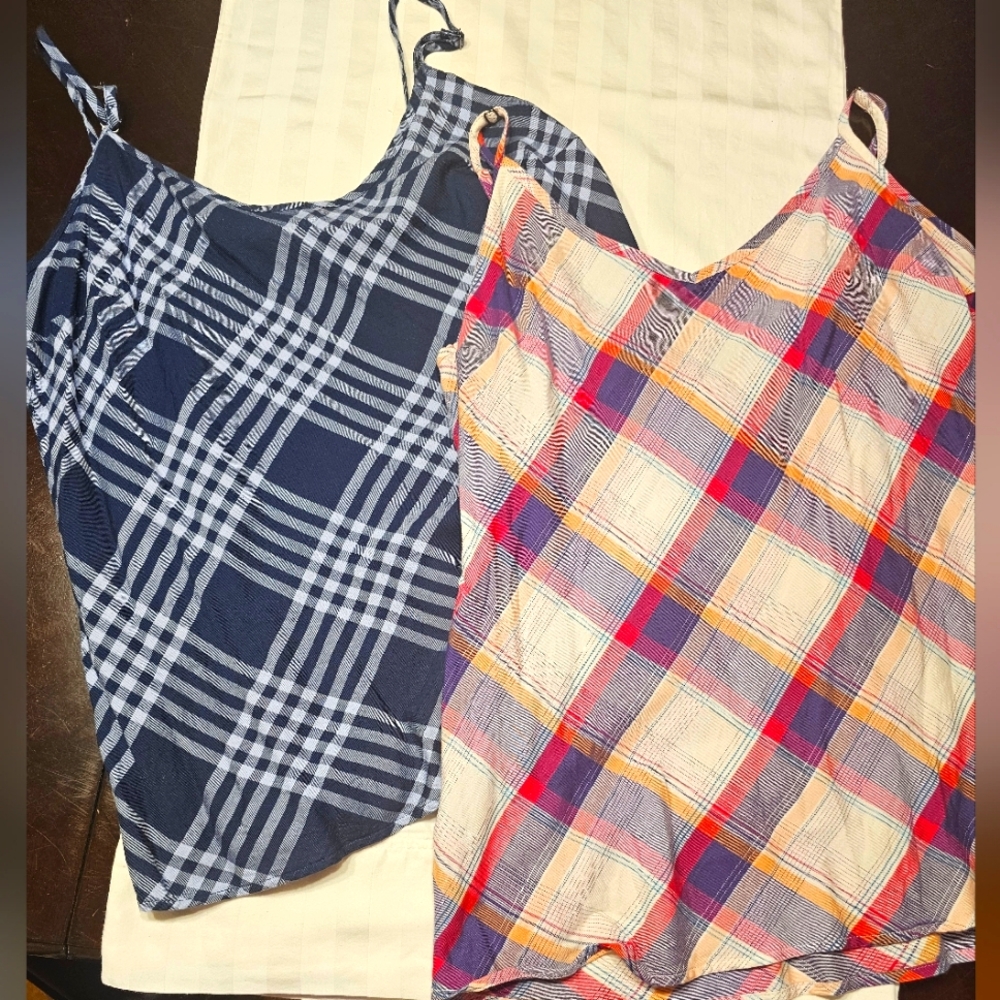 2 Eddie Bauer camisole tops